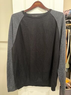 Banana Republic Black Merino Wool Crewneck Sweater